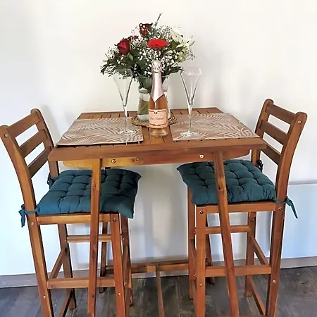 La Bulle Suspendue Couette-café
