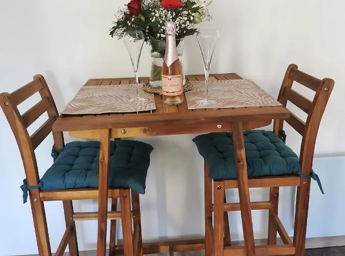 La Bulle Suspendue ベッド・アンド・ブレックファスト